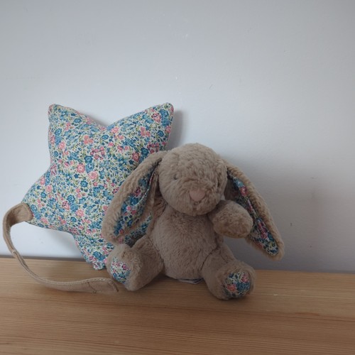 Little jellycat musical bunny - musical,