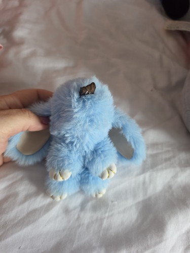 Blue little bunny - blue,
