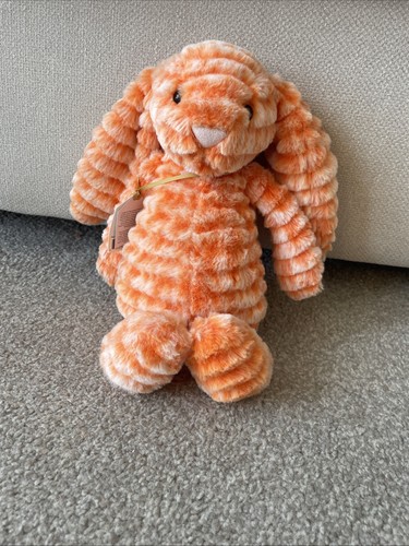 Bnwt jellycat fizzleskip bunny - bnwt,