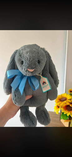 Bnwt jellycat medium dusky - bnwt,